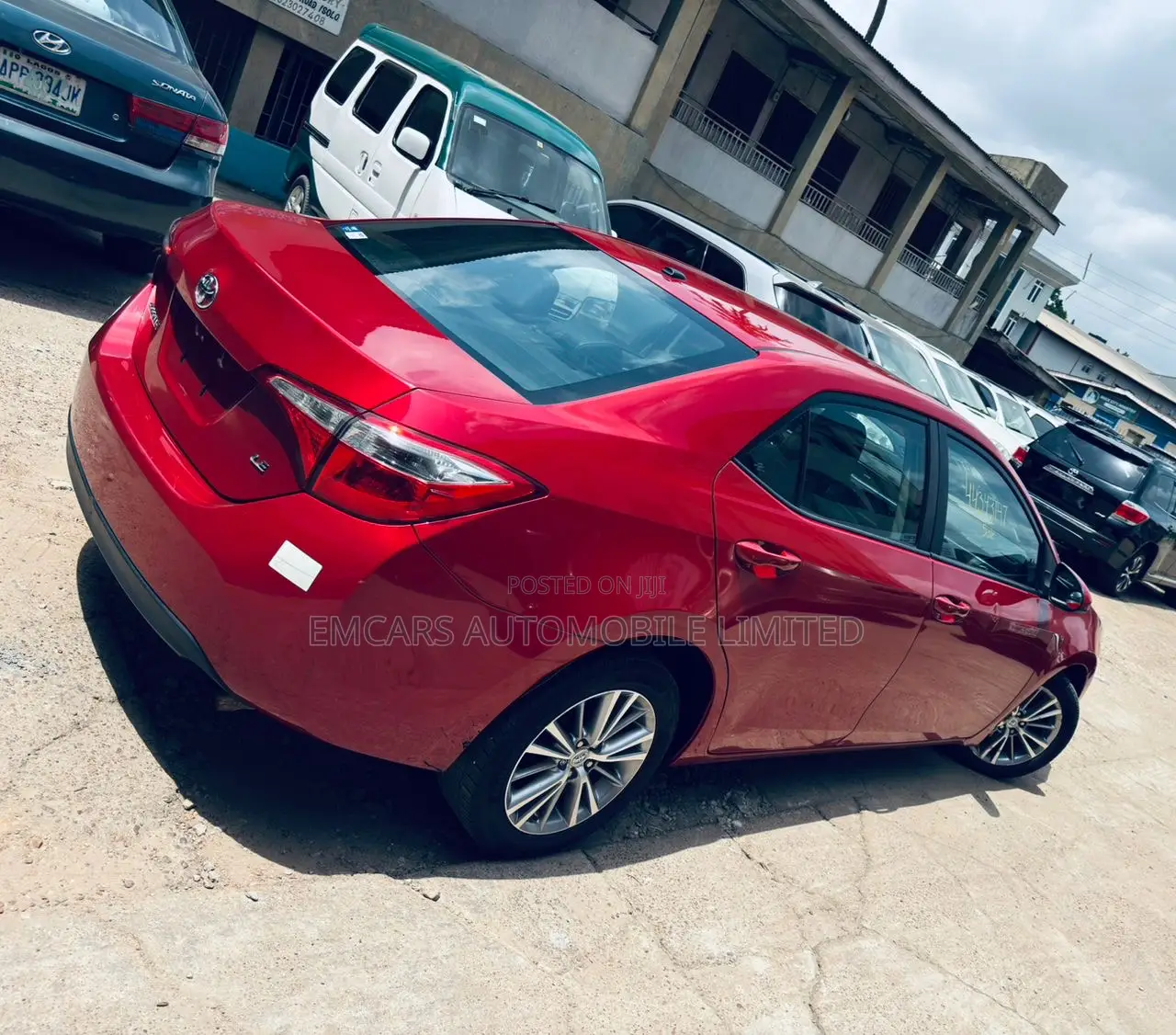 Toyota Corolla LE 4dr Sedan (1.8L 4cyl CVT) 2014 Red