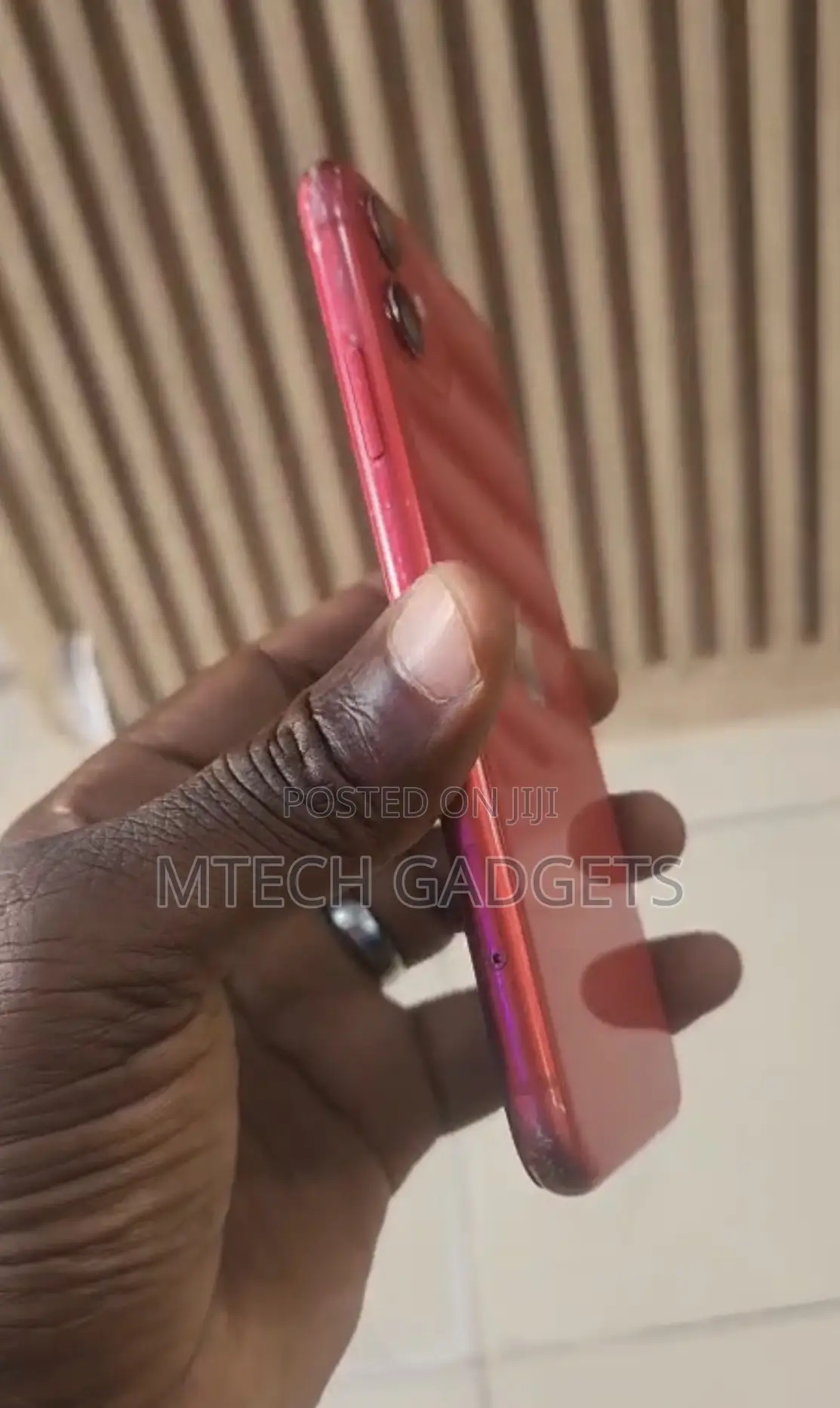 Apple iPhone 11 64 GB Red