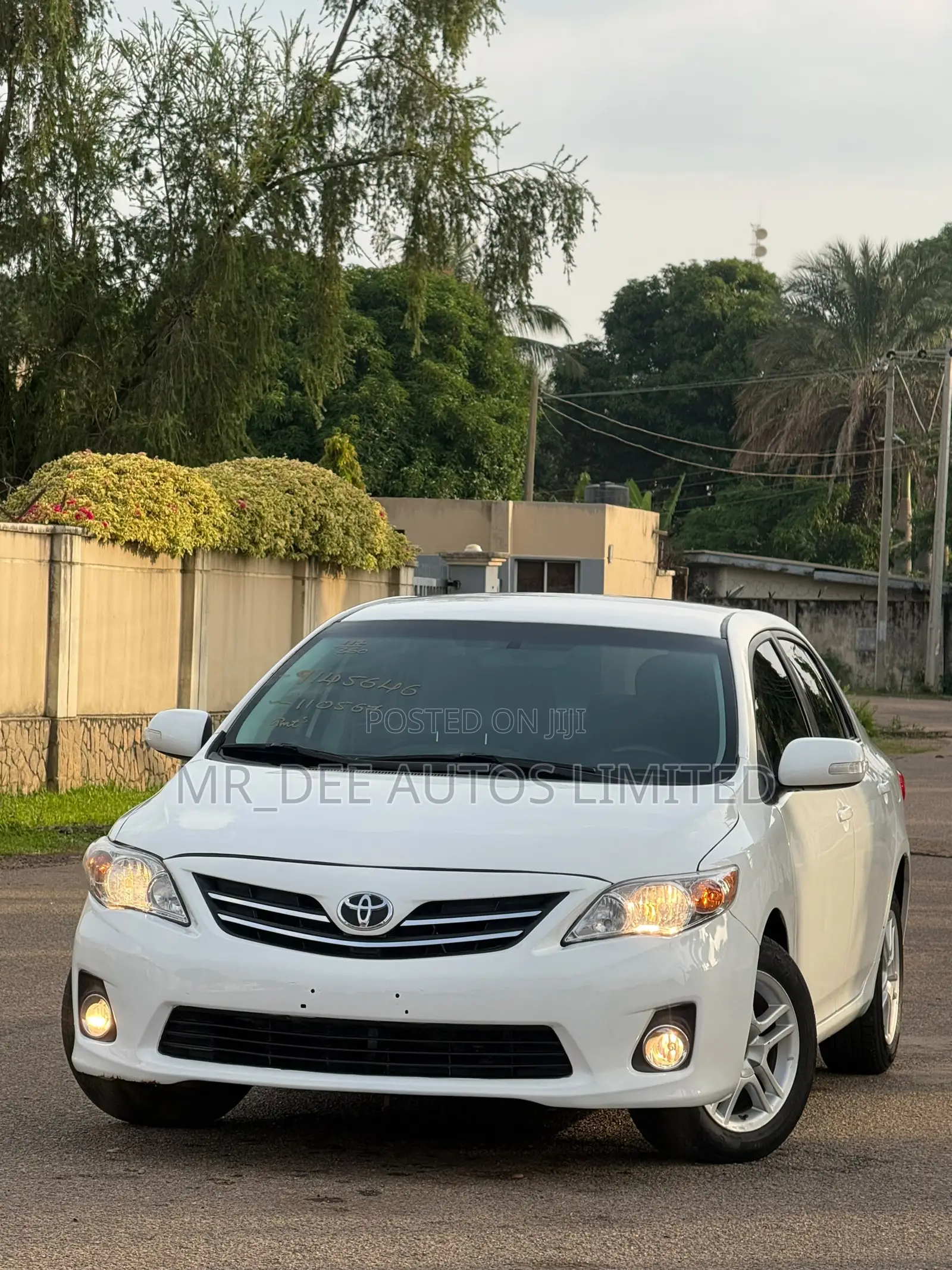 Toyota Corolla 2011 White