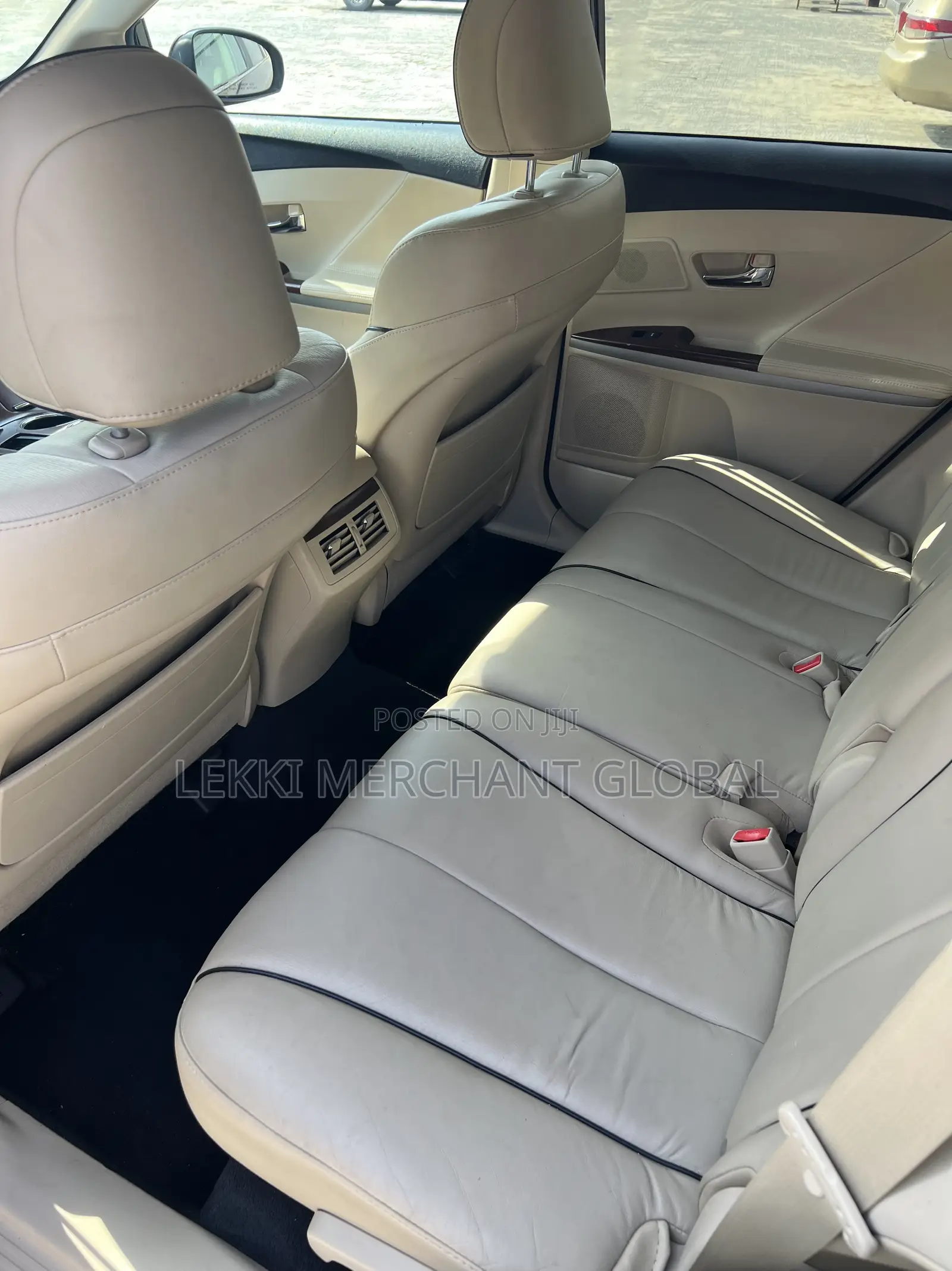Toyota Venza AWD 2012 Brown
