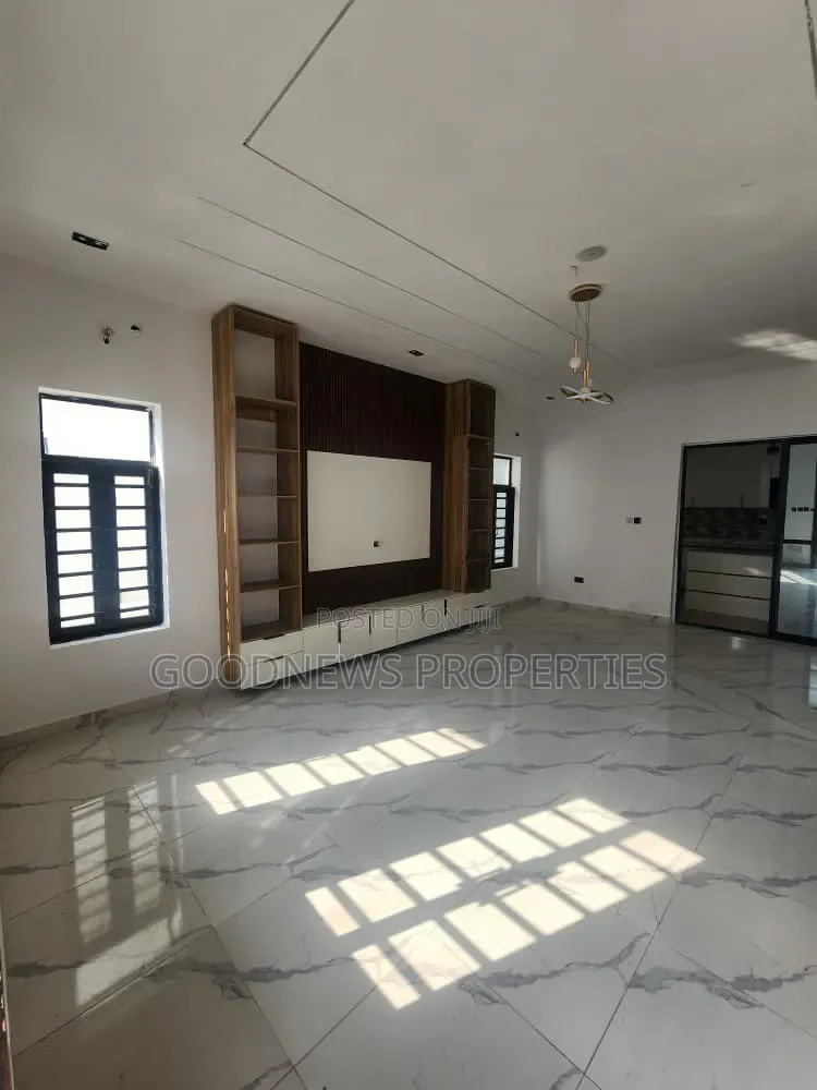 4bdrm Duplex in Ajah for sale