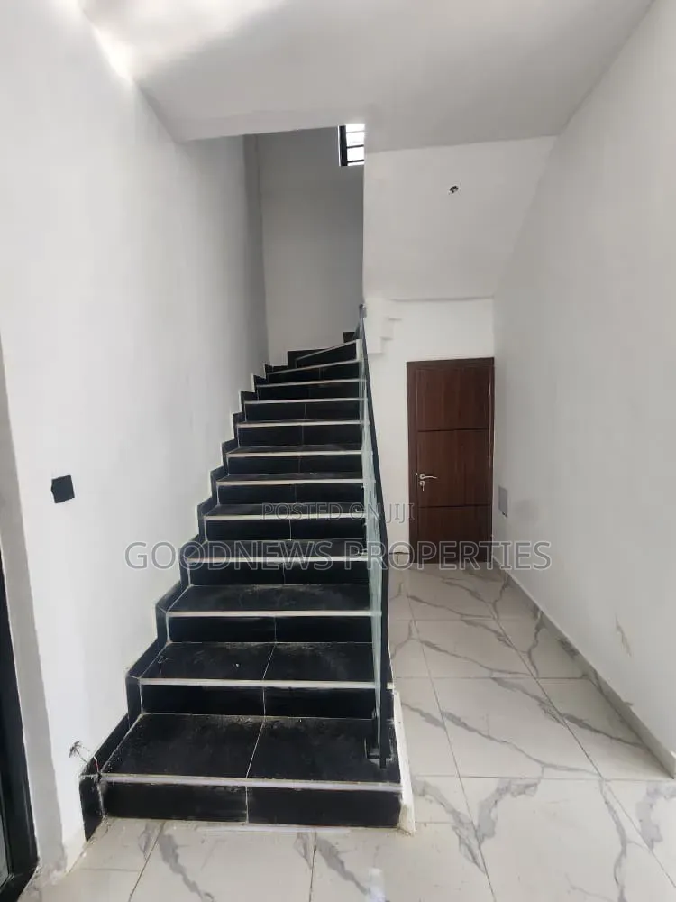 4bdrm Duplex in Ajah for sale