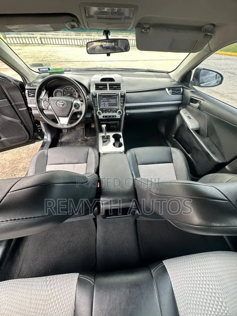 Toyota Camry 2014 Green