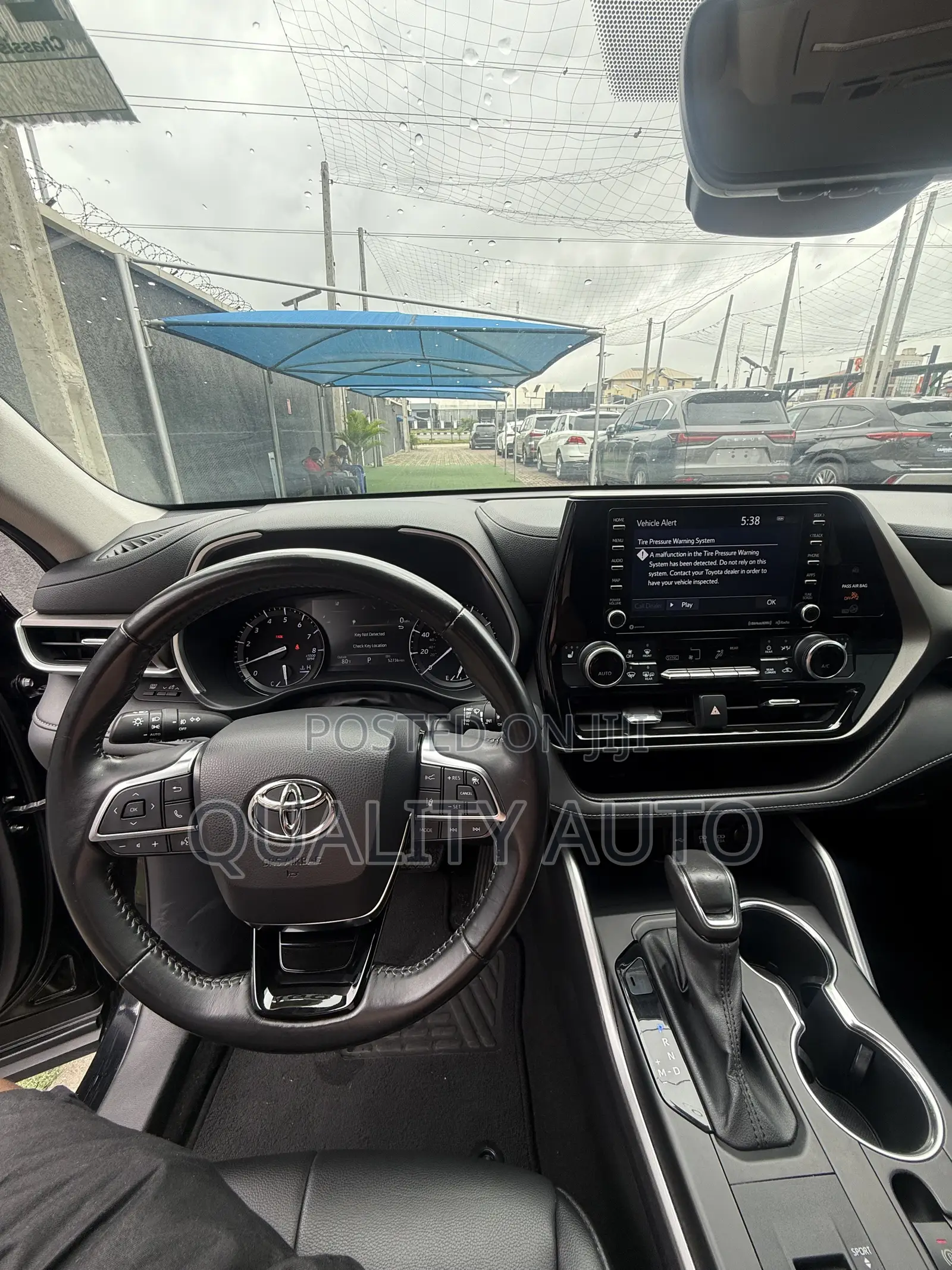 Toyota Highlander XLE 2021 Black