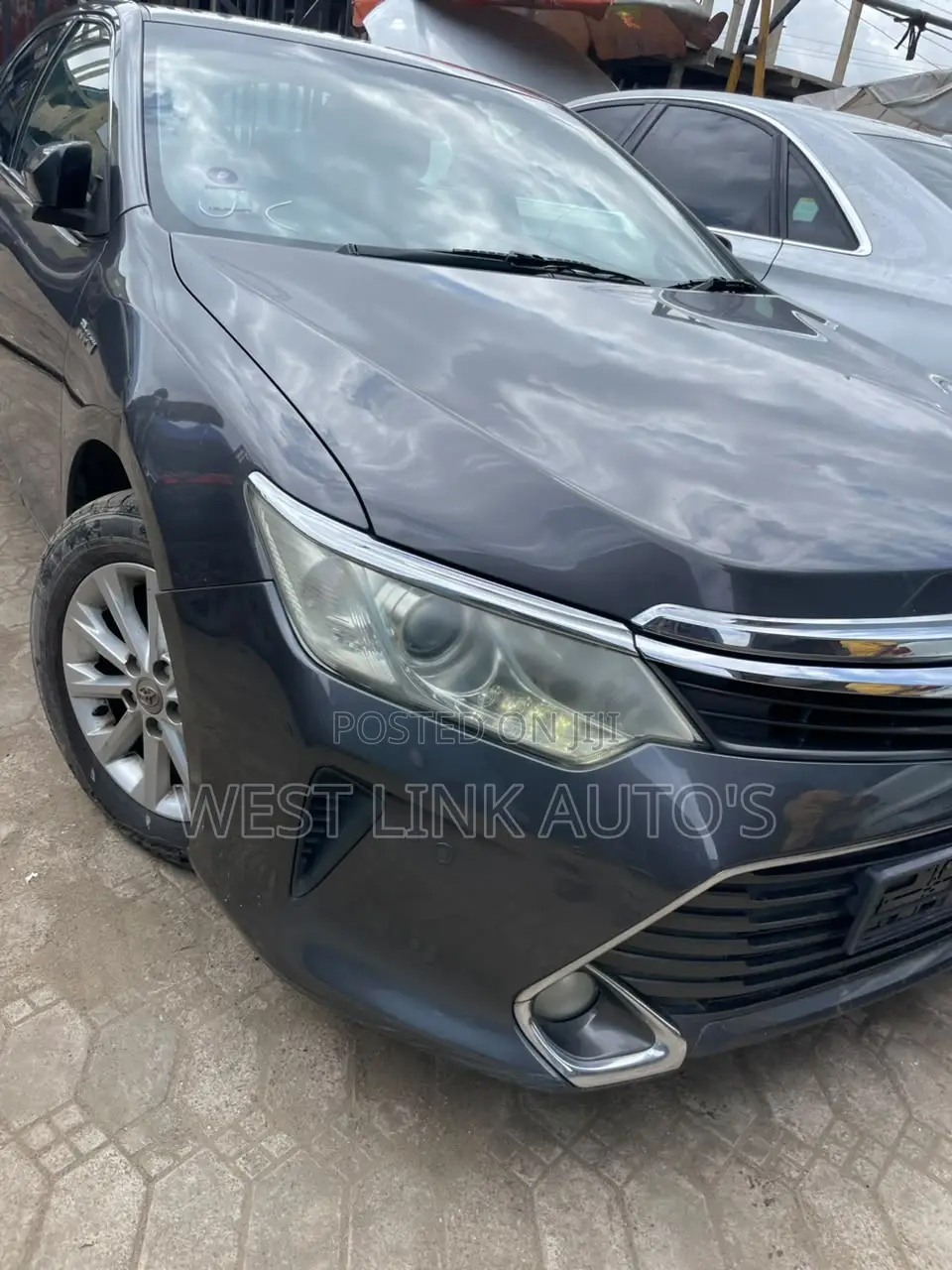 Toyota Camry XLE 4dr Sedan (2.5L 4cyl 6A) 2015 Gray