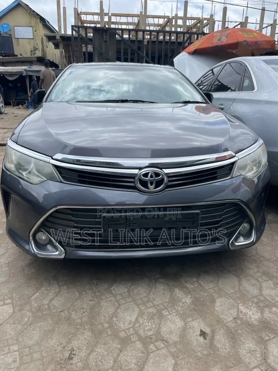 Toyota Camry XLE 4dr Sedan (2.5L 4cyl 6A) 2015 Gray