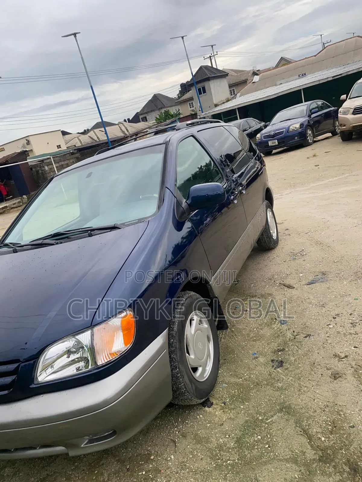 Toyota Sienna 2002 Blue