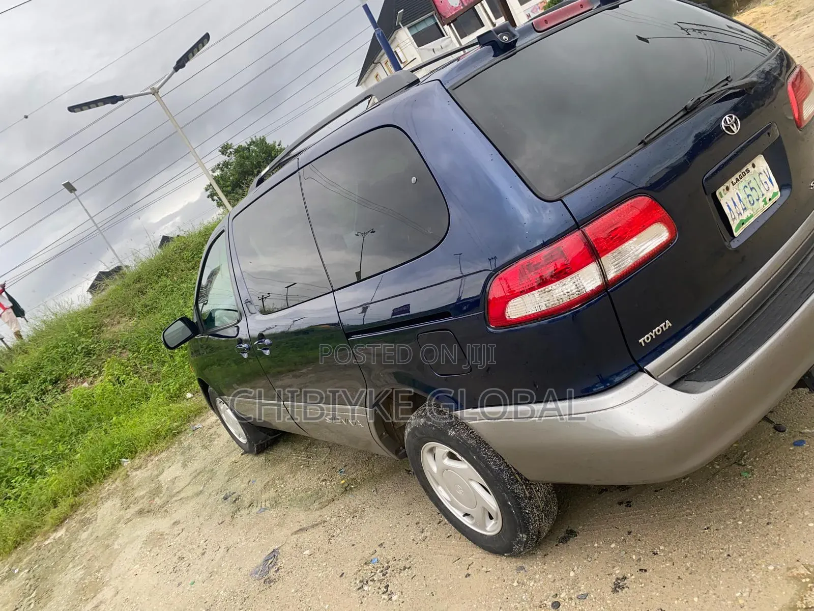 Toyota Sienna 2002 Blue