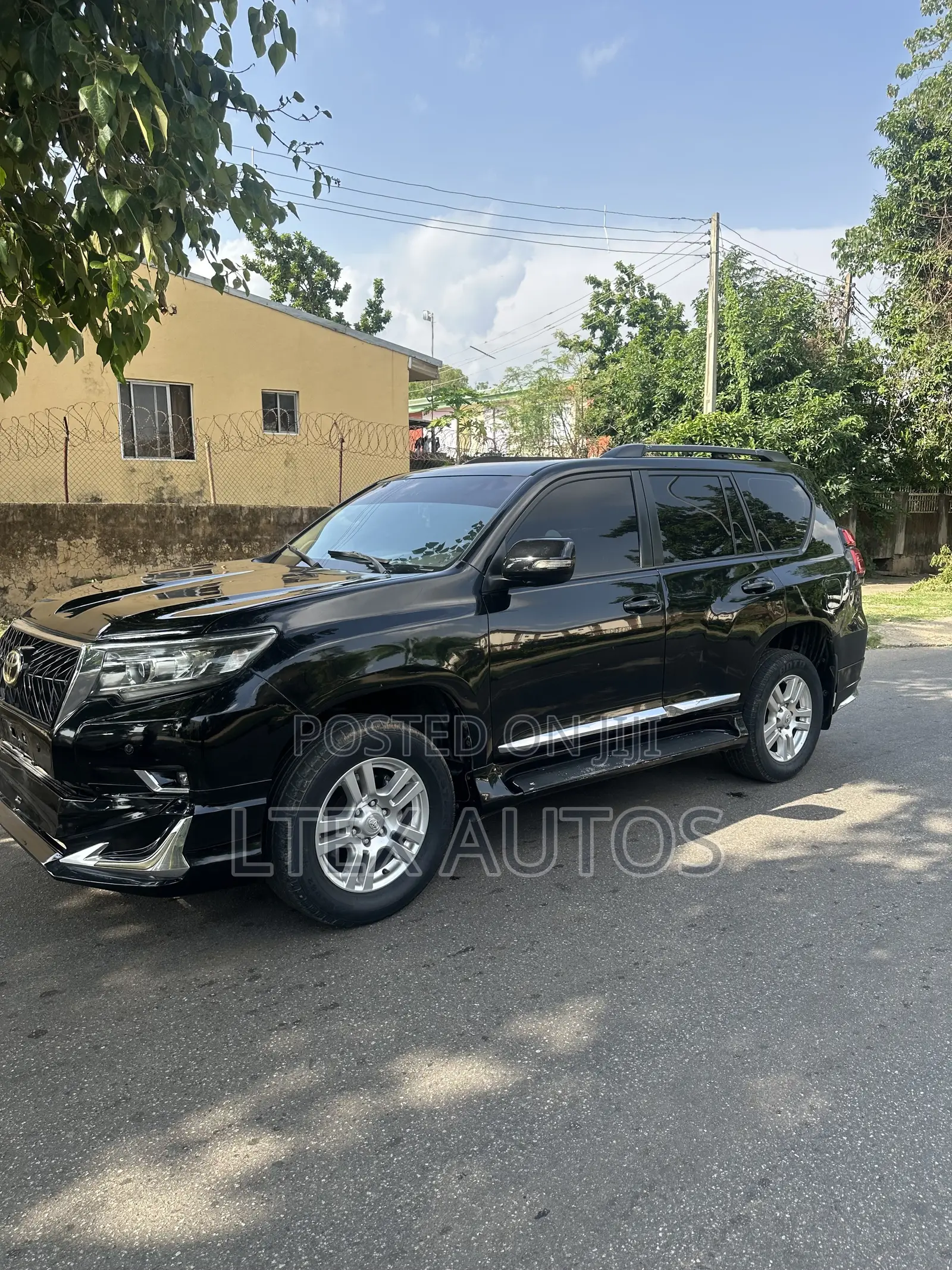 Toyota Land Cruiser Prado 2012 Black