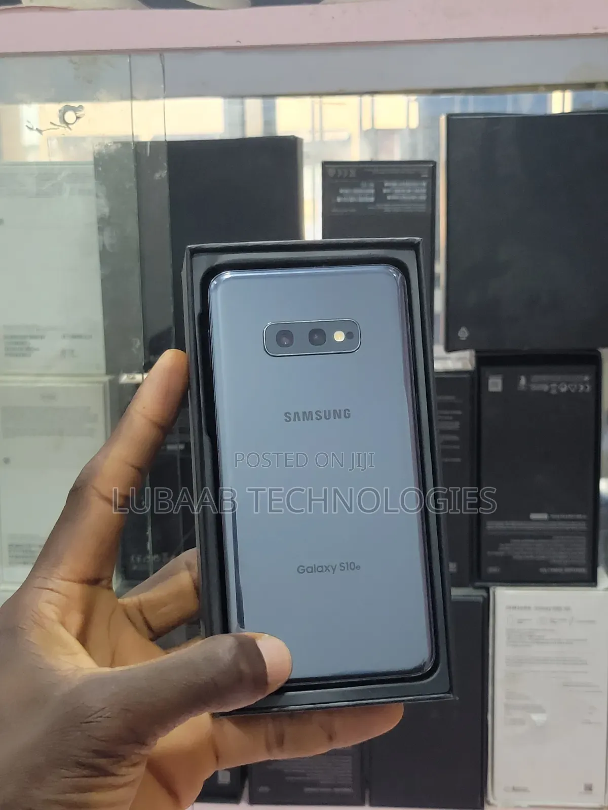 Samsung Galaxy S10e 128 GB Black