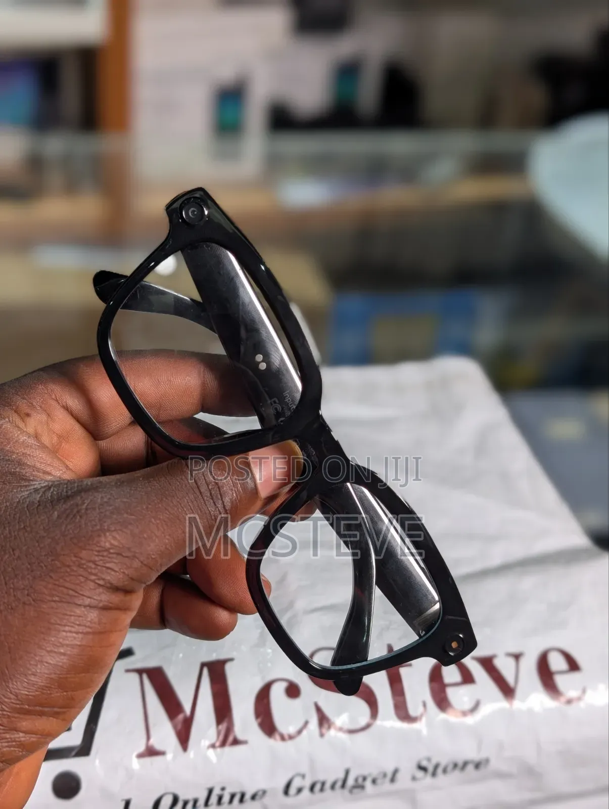 HeyCyan Ai Smart Glasses With Spy Camera With Extra Dark Shade Lens