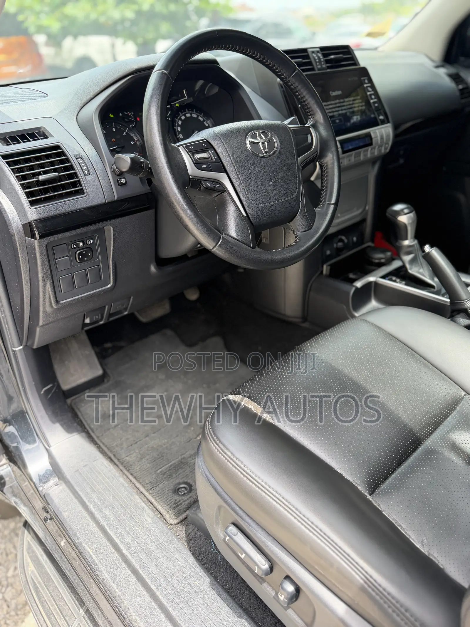 New Toyota Land Cruiser Prado 2.7 2023 Black