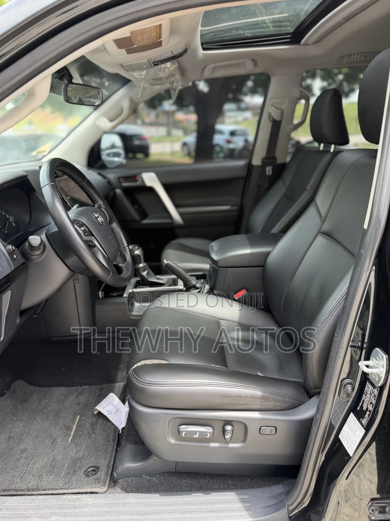 New Toyota Land Cruiser Prado 2.7 2023 Black