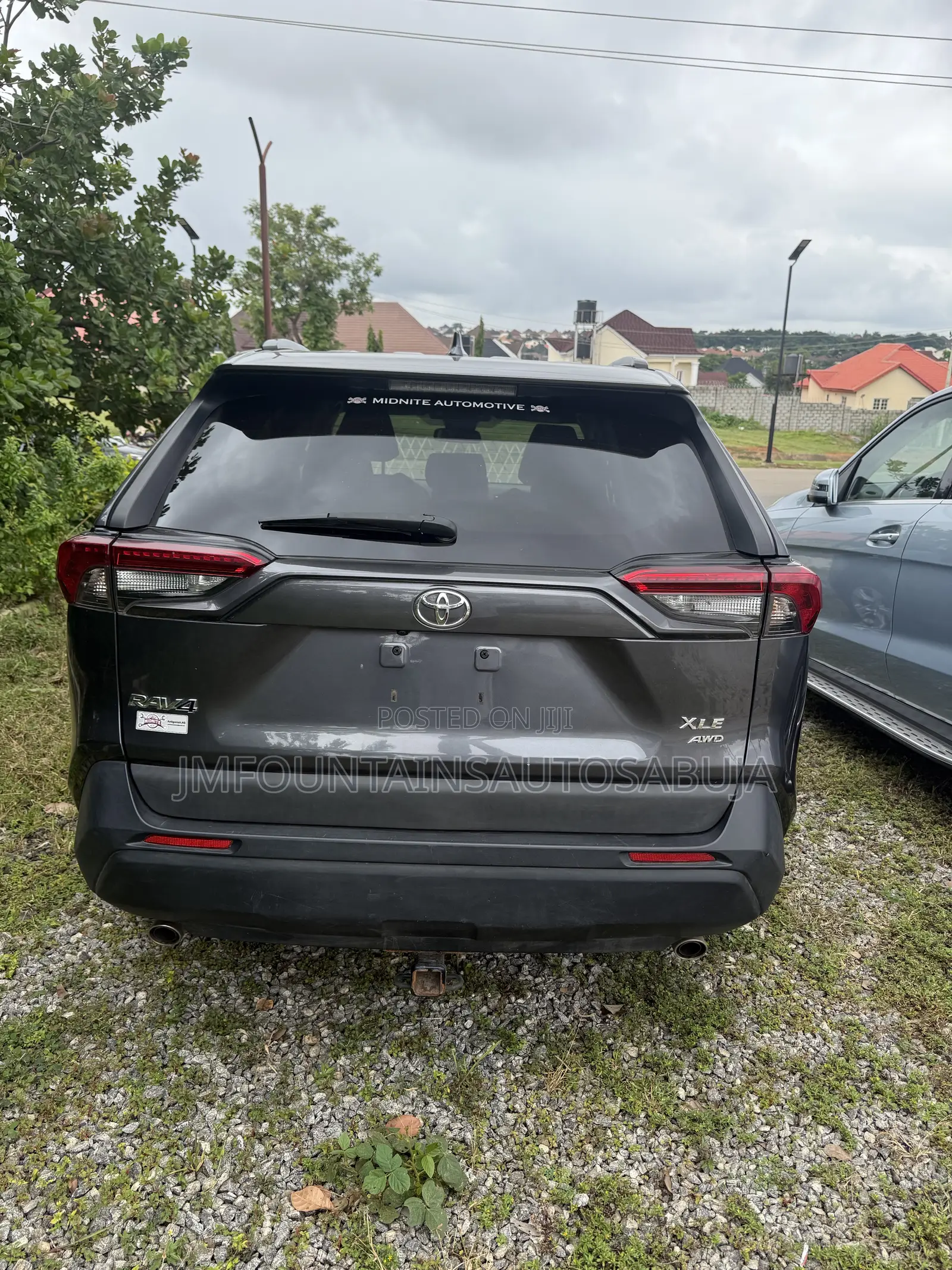 Toyota RAV4 XLE 2022 Gray