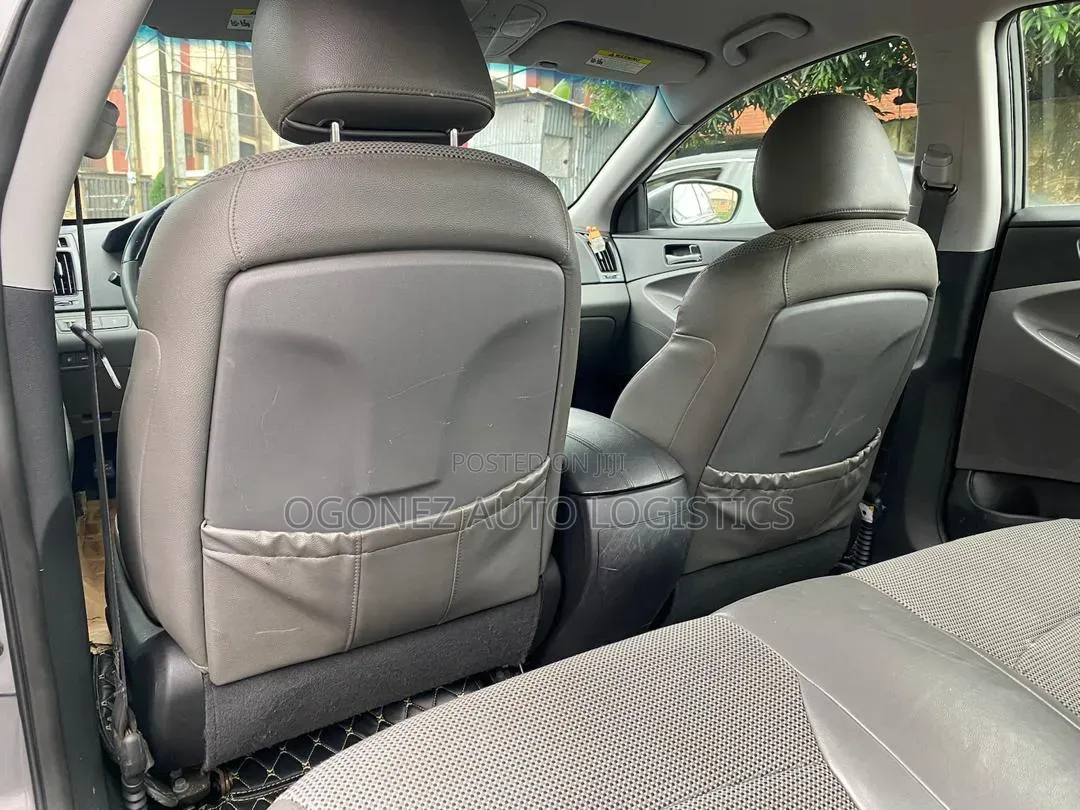 Hyundai Sonata 2011 Gray