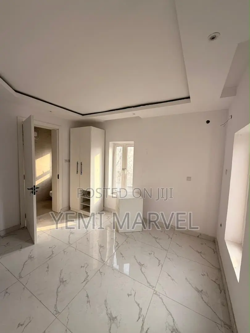 4bdrm Duplex in Kolapo Ishola Gra, for sale