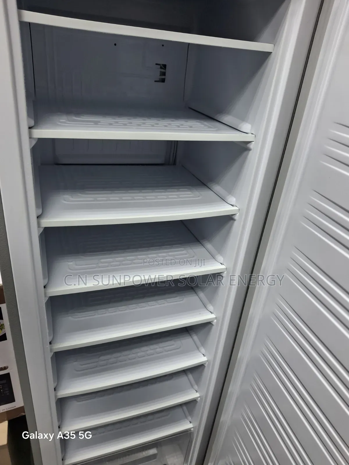 235L Yohako 8 Steps Icemaker Solar Freezer