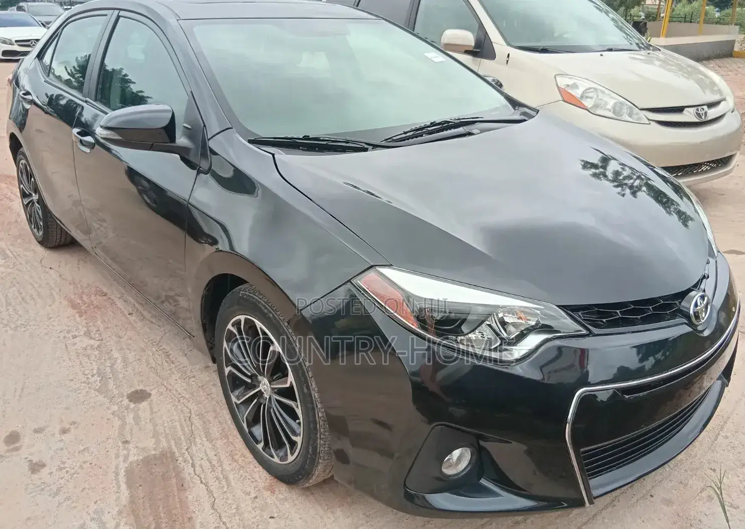 Toyota Corolla S Premium 4dr Sedan (1.8L 4cyl CVT) 2015 Black