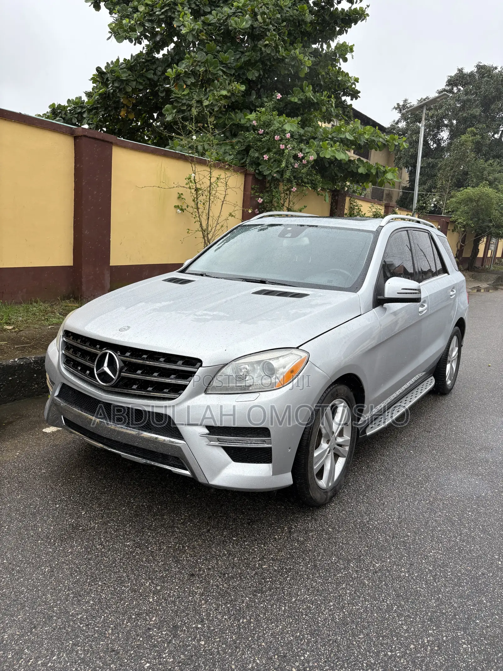 Mercedes-Benz M Class 2012 Blue