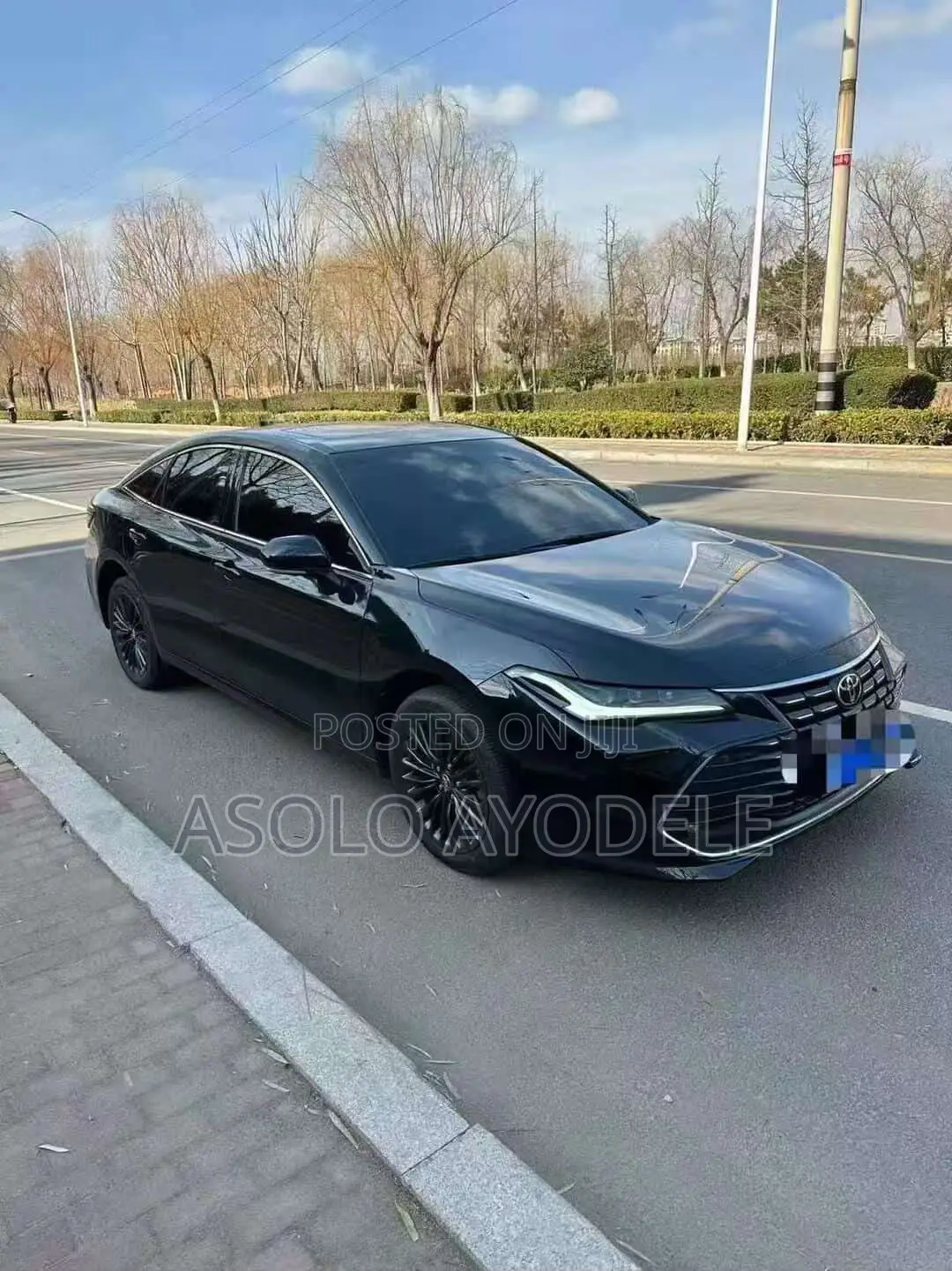 Toyota Avalon 2023 Black