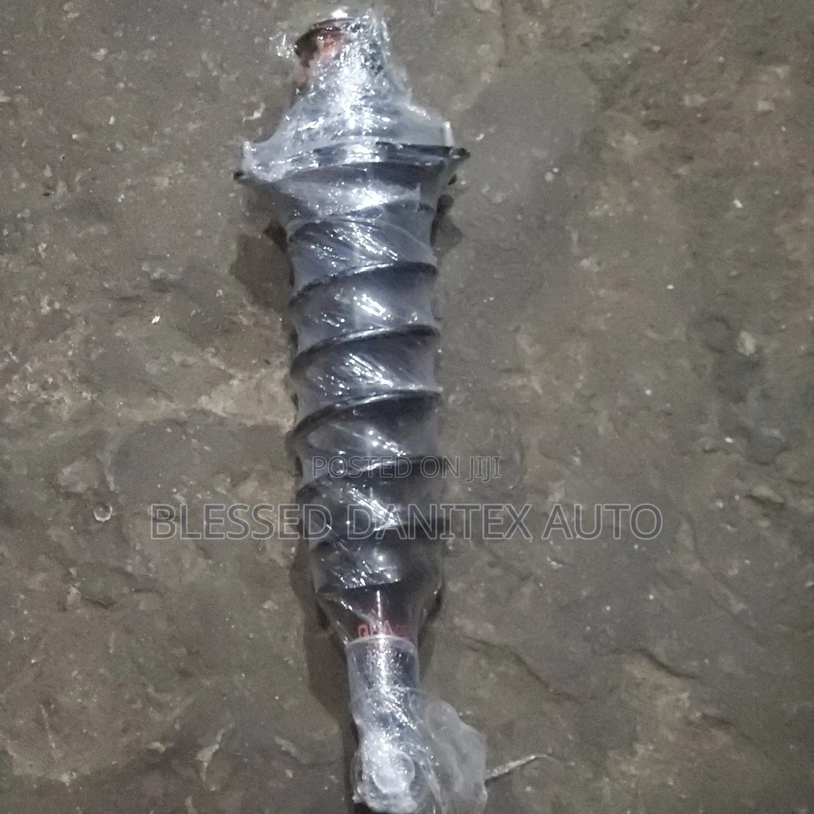 Complete Back Shock Abserber of Toyota Corolla 2005 to 2017