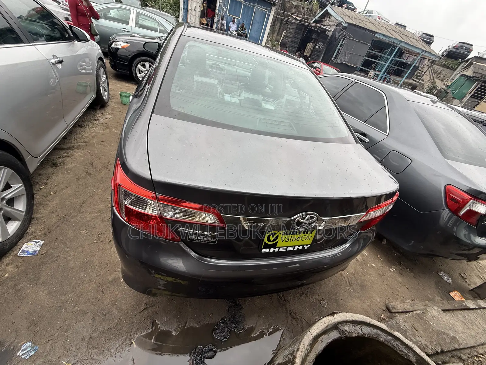 Toyota Camry LE 4dr Sedan (2.5L 4cyl 6A) 2013 Gray