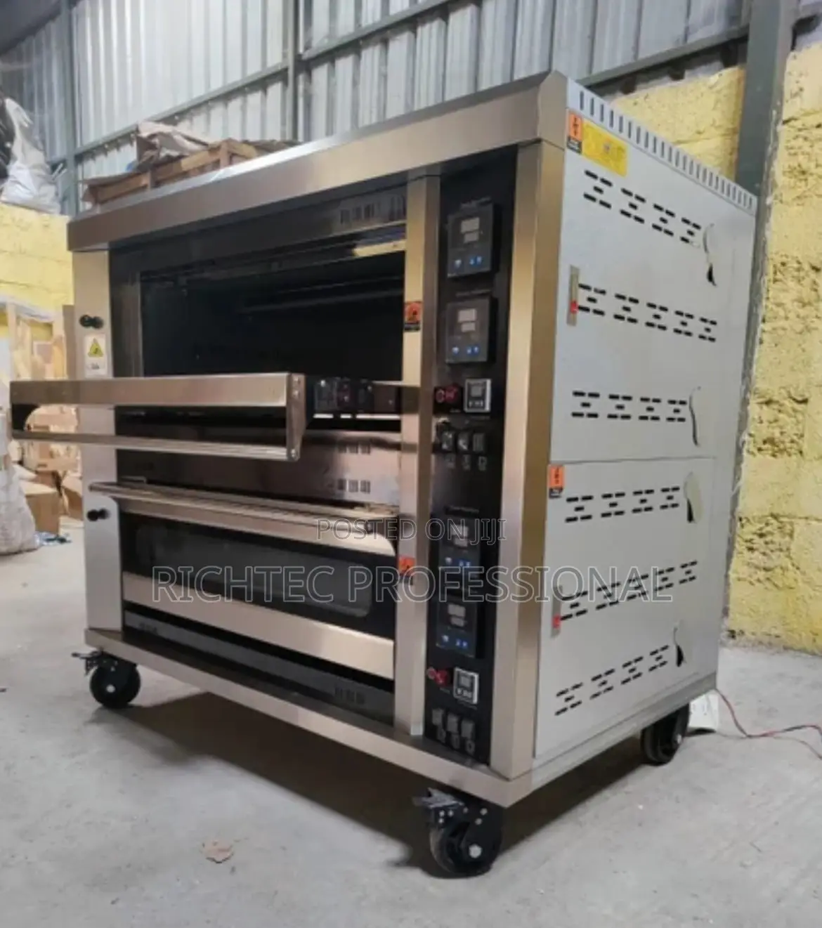 High Quality Commercial 4-Trays Oven