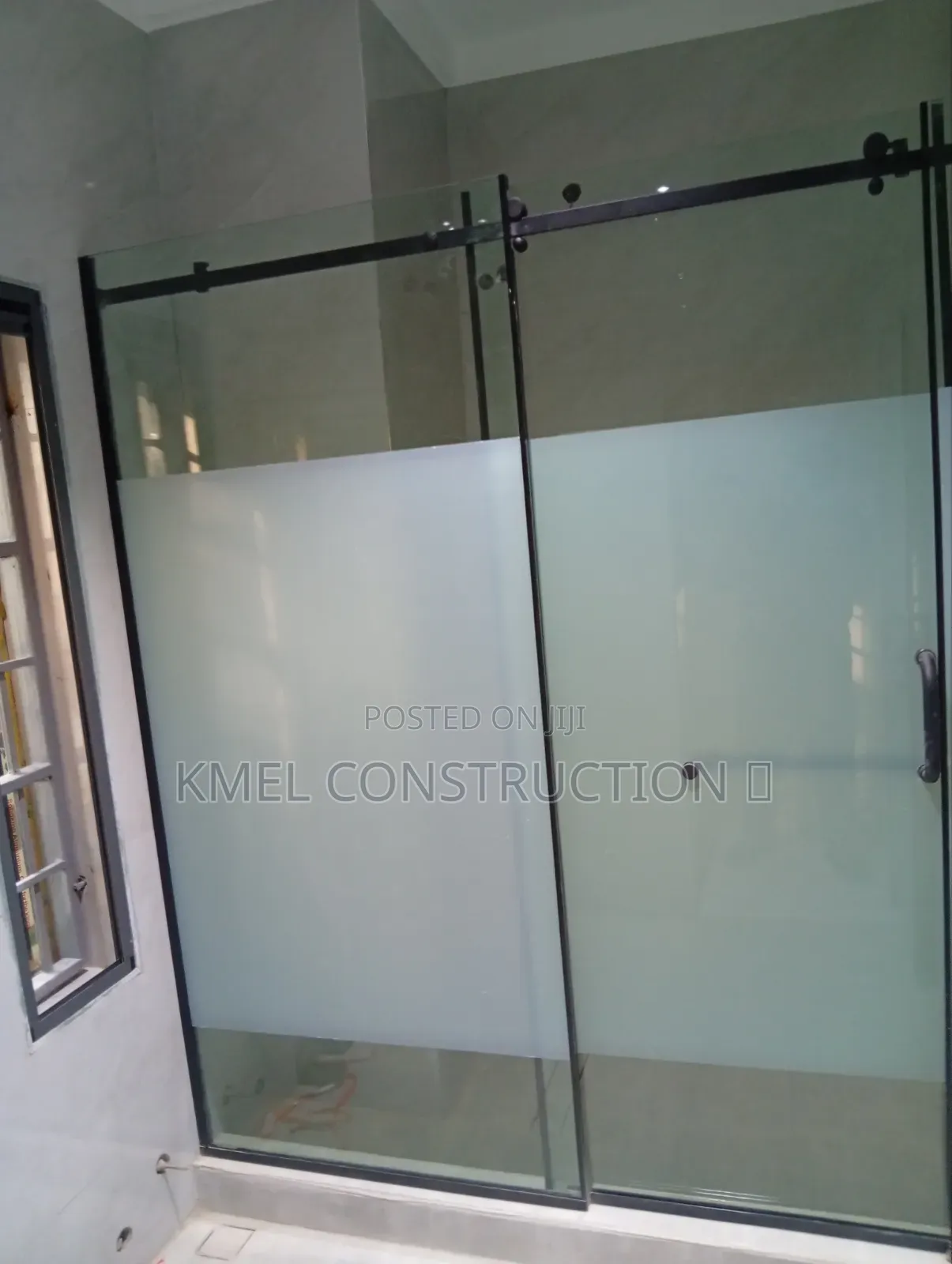 Luxury Sliding Door Shower Enclosure