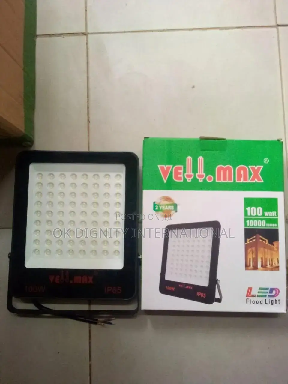 Original Vellmax 200W LED Flood Light IP66 Waterproof – Super Bright