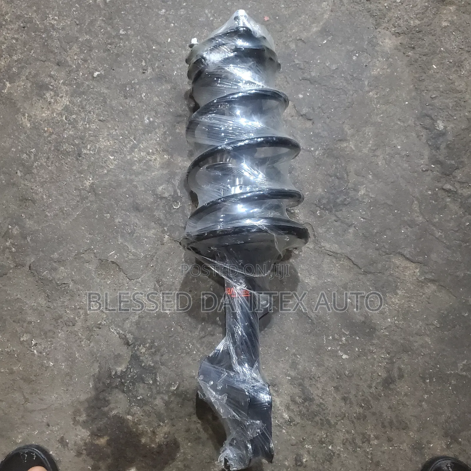 Complete Front Shock Abserber of Lexus Rx350 and Highlander 2008 /2016