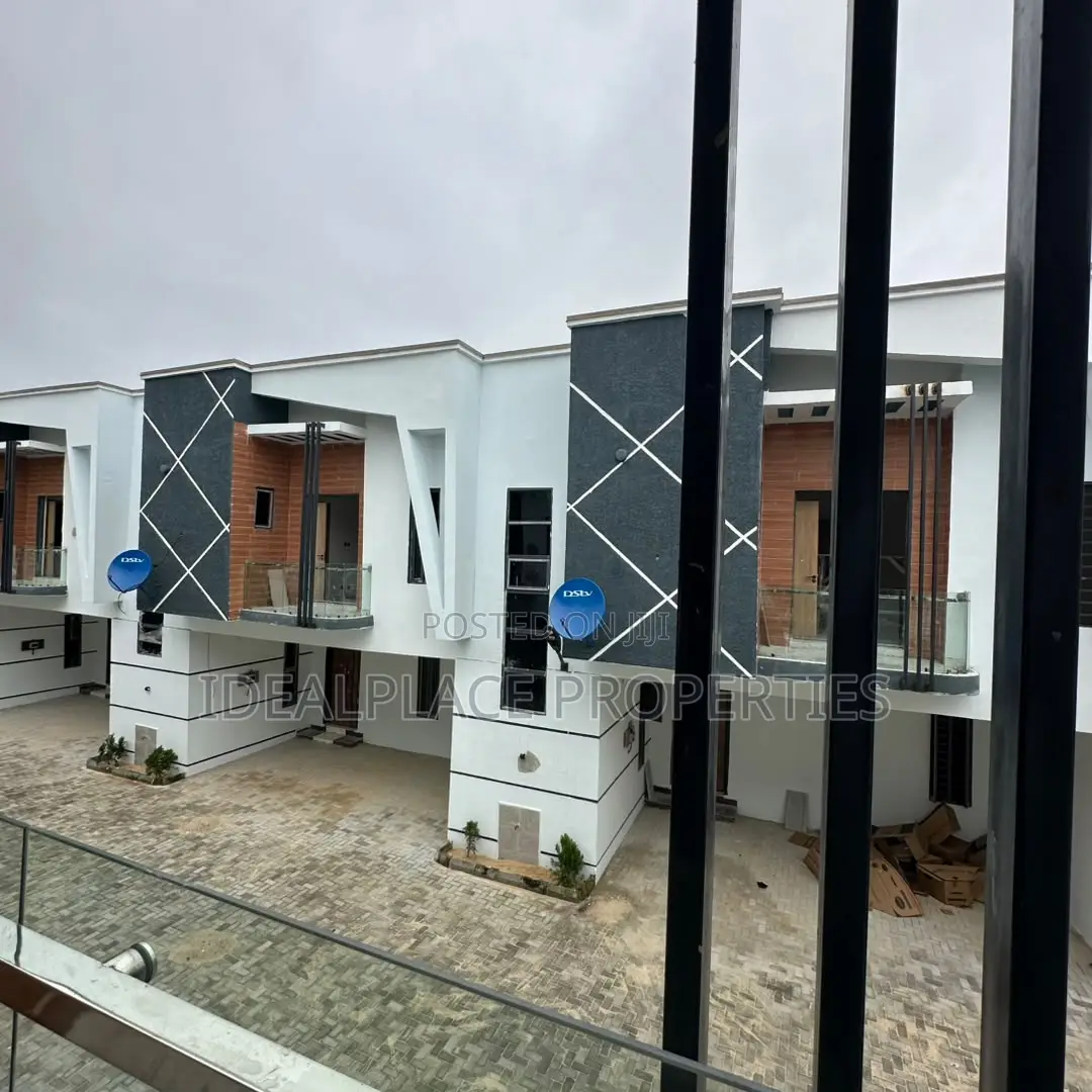4bdrm Duplex in VGC / Ajah for sale