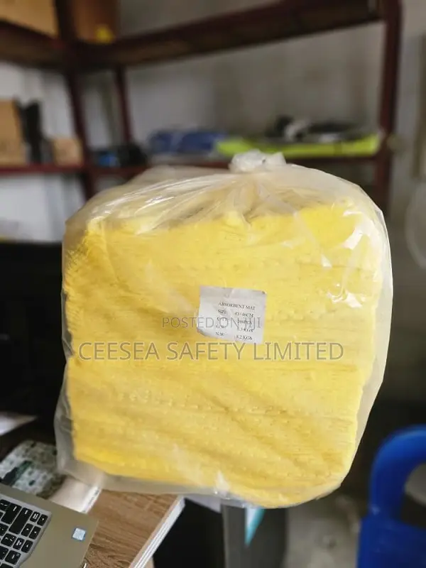 Chemical Absorbent Pad 200pcs Per Bag