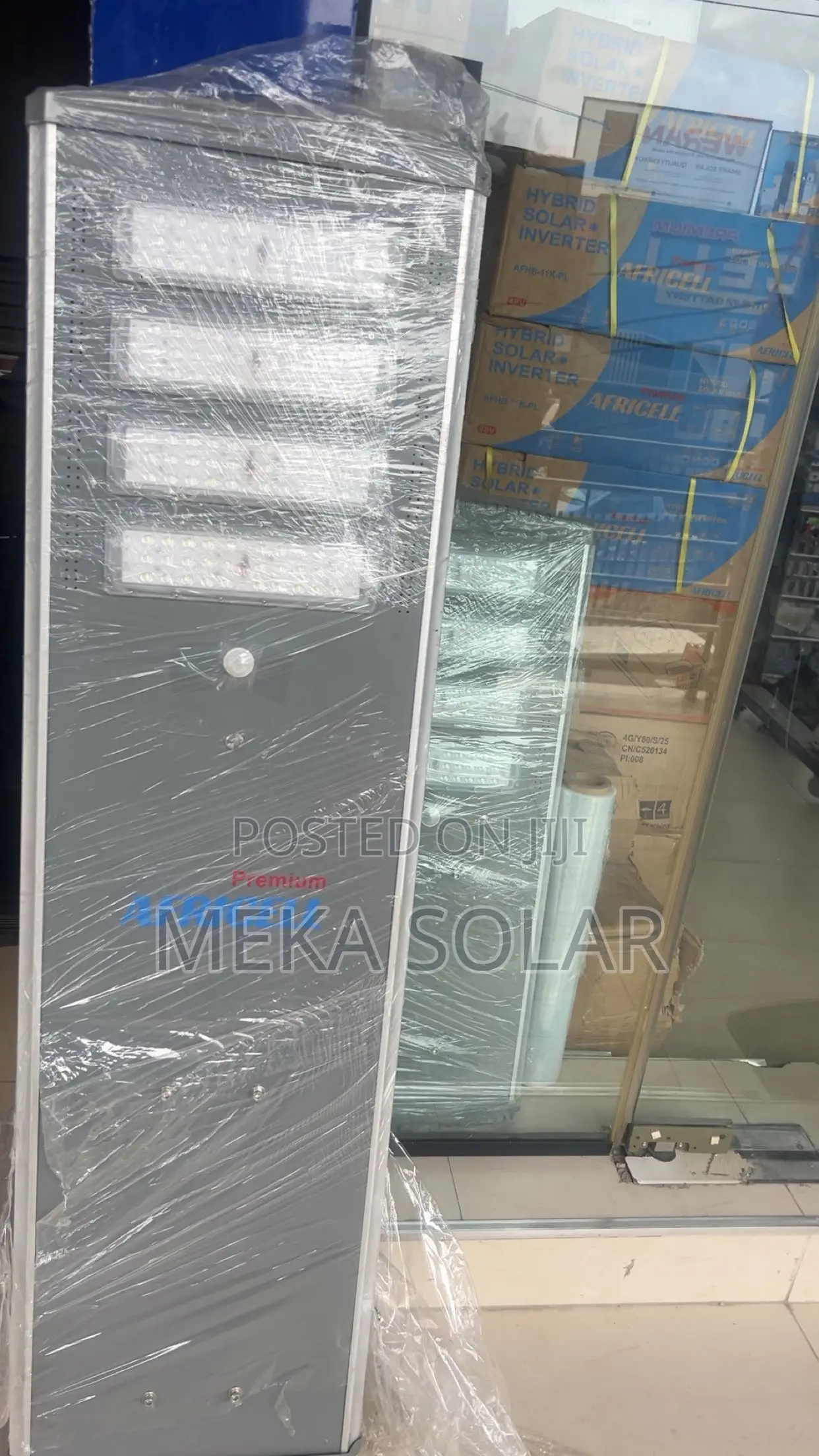 Africell Solar Streetlight 700w (Industrial)