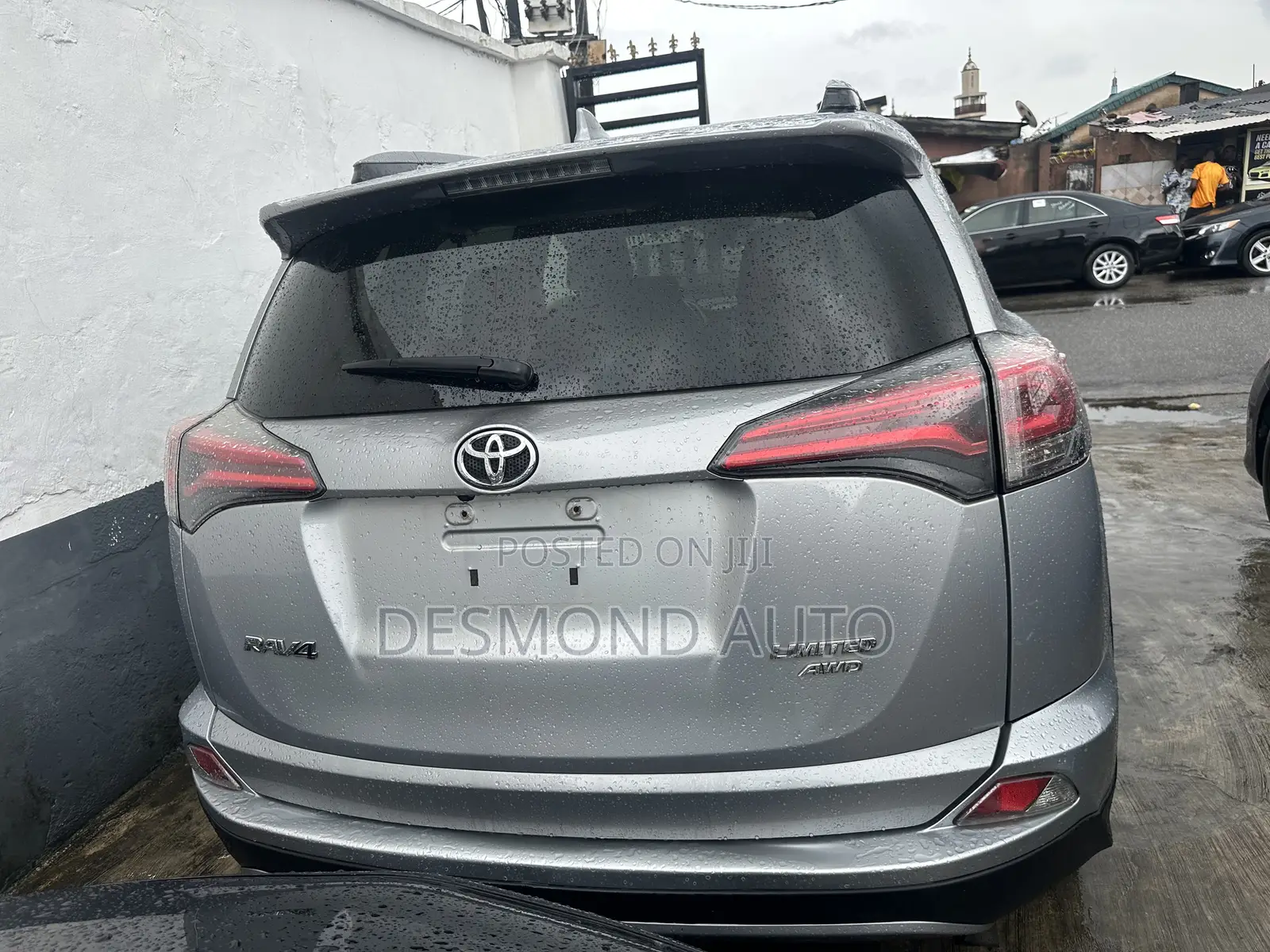 Toyota RAV4 Limited 4dr SUV AWD (2.5L 4cyl 6A) 2018 Silver
