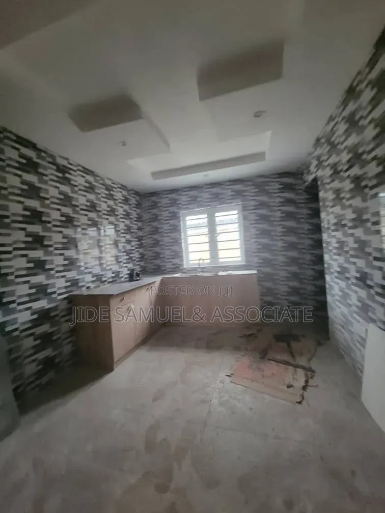 Furnished 2bdrm Block of Flats in Ayobo for rent