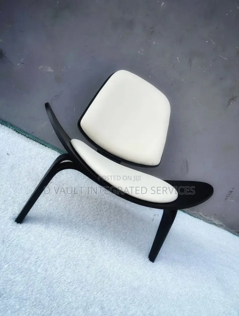 Swan Chair / Balcony Chair