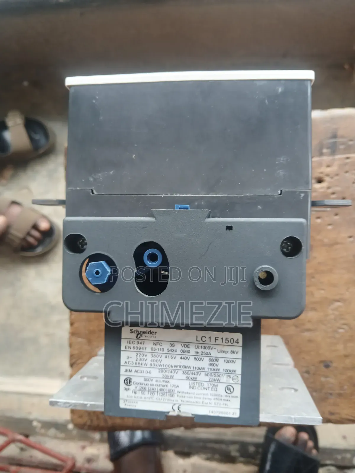 250Amps Schneider Contactor