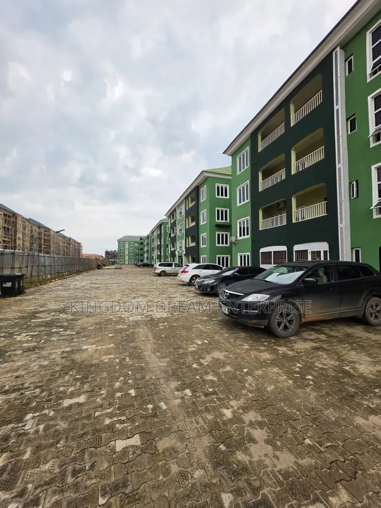 3bdrm Block of Flats in Command Ipaja Lagos for sale