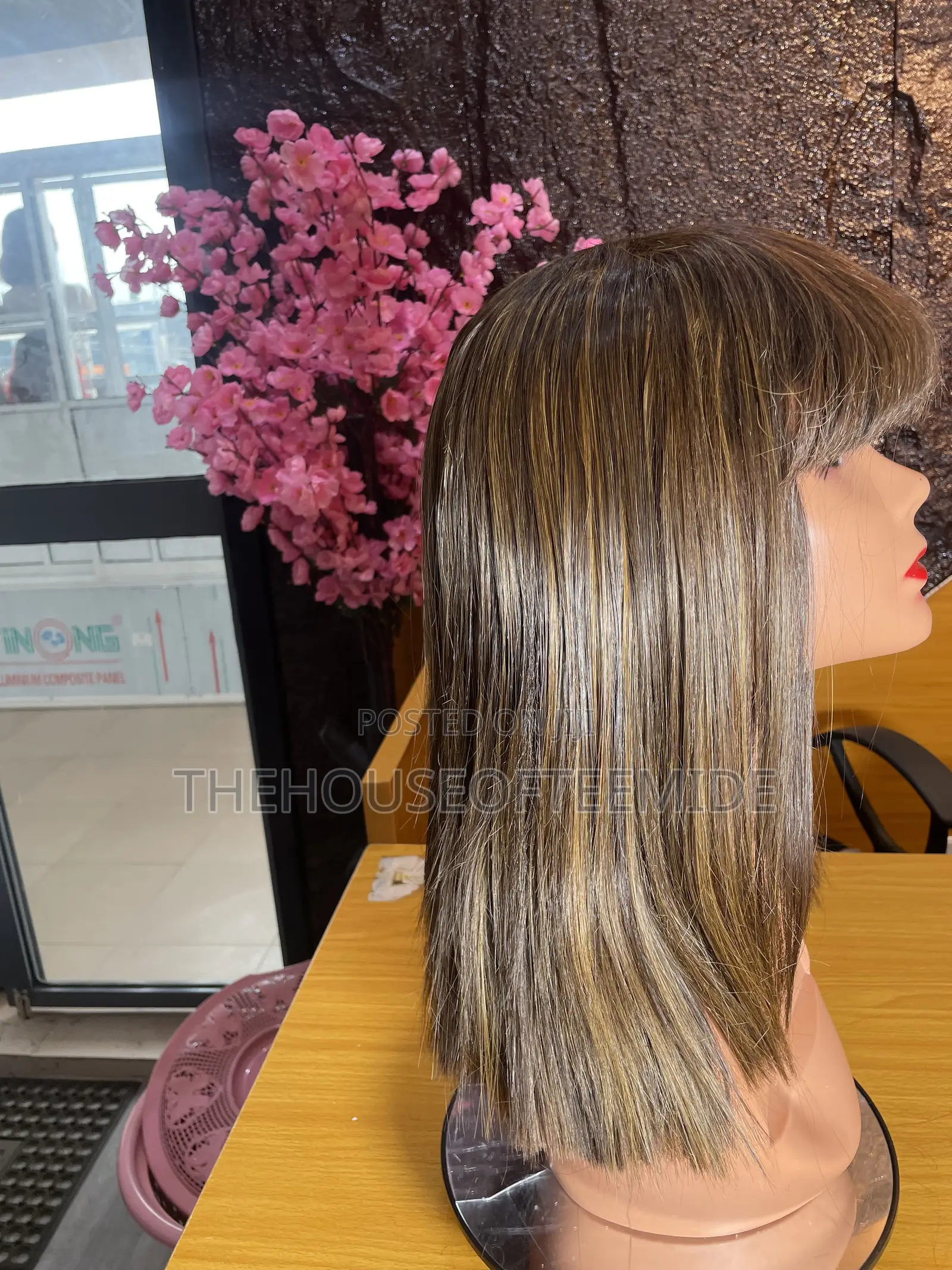 Straight Hair With Fringe