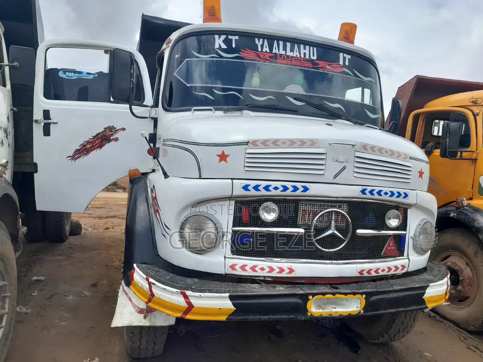 Used Mercedes 911 Truck