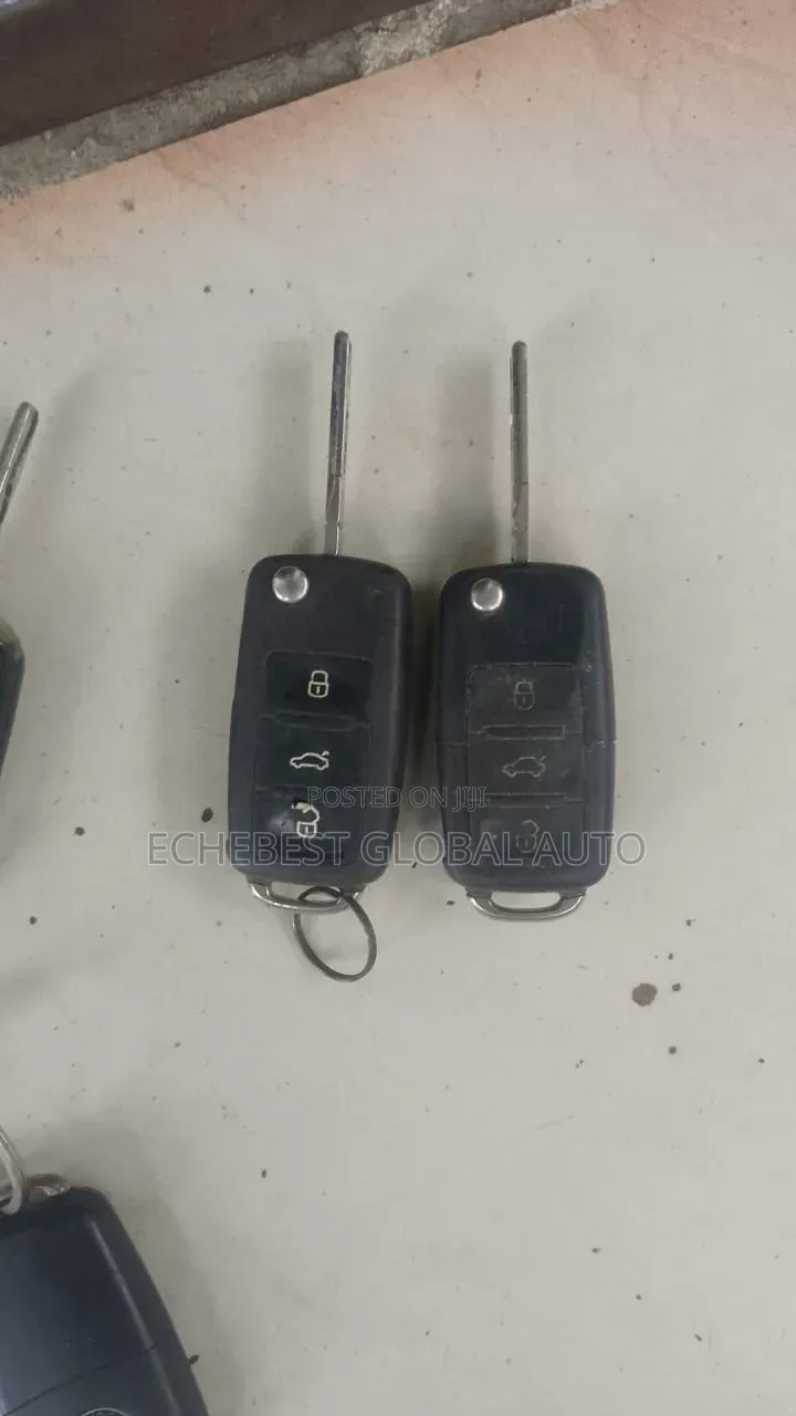 Folding Key for Jetta Fsi , Tiguan, Tuareg.