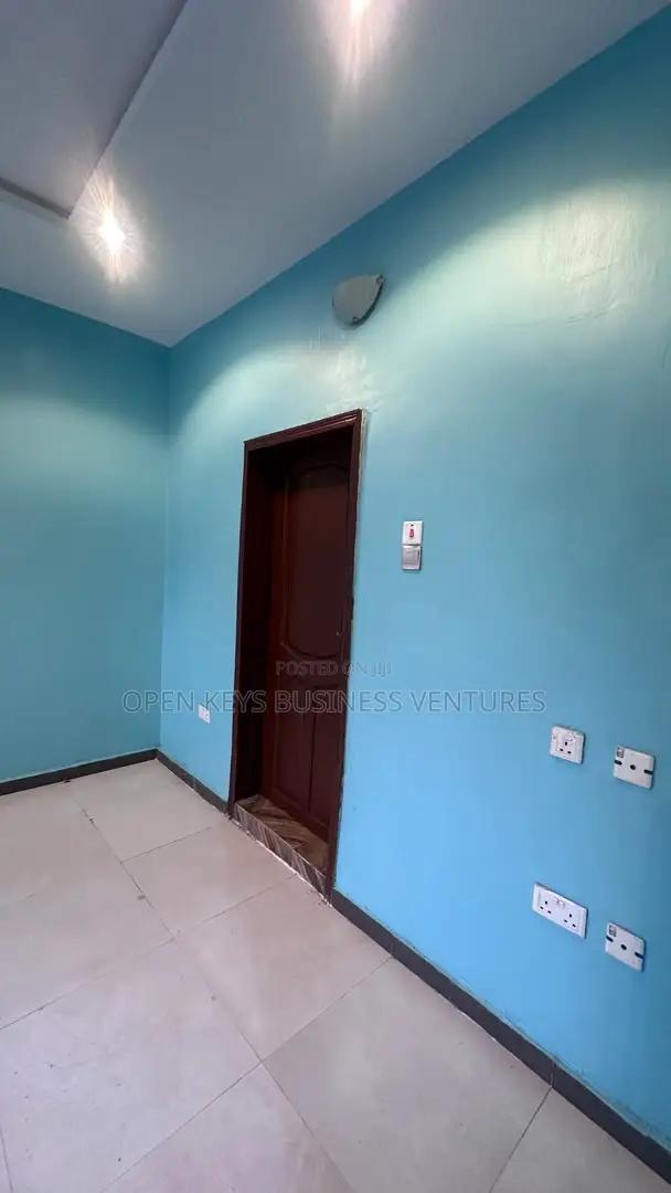 Furnished 2bdrm Apartment in Ire Akari, Akala Express for rent