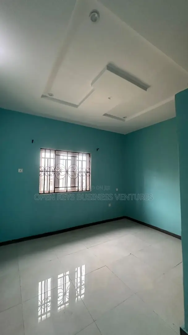 Furnished 2bdrm Apartment in Ire Akari, Akala Express for rent