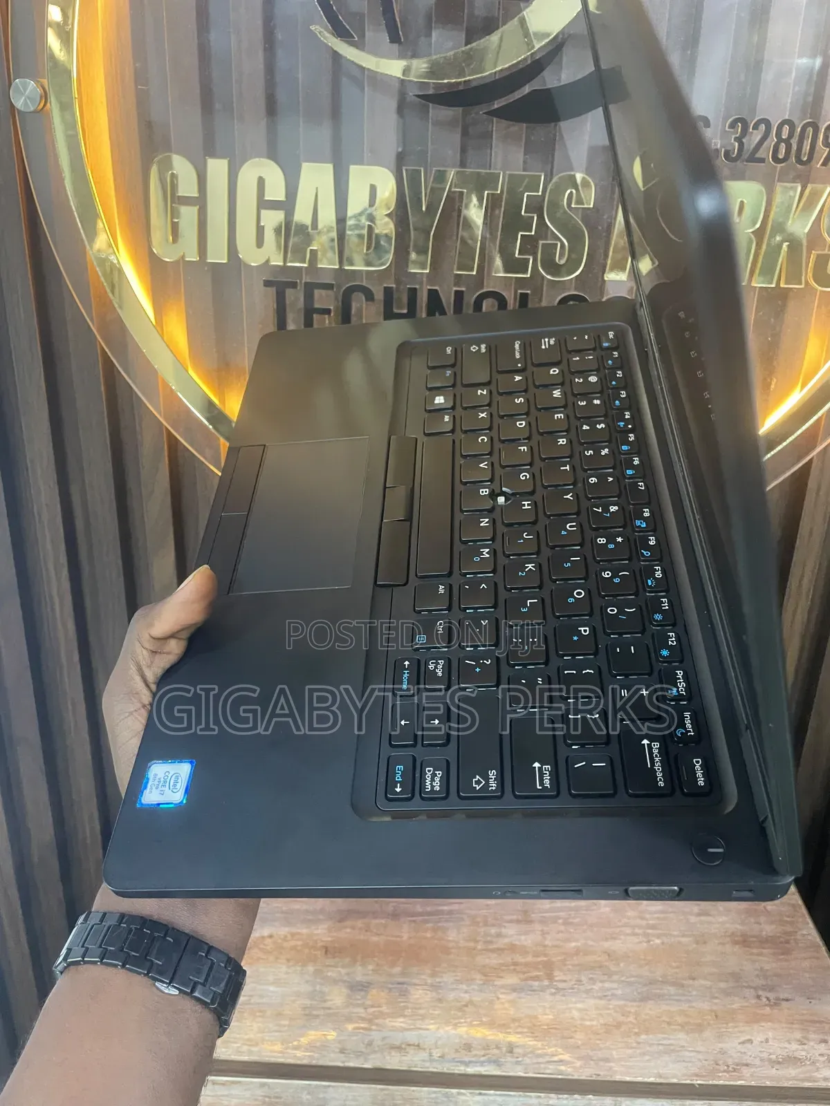 Laptop Dell Latitude 5491 16GB Intel Core i7 SSD 256GB