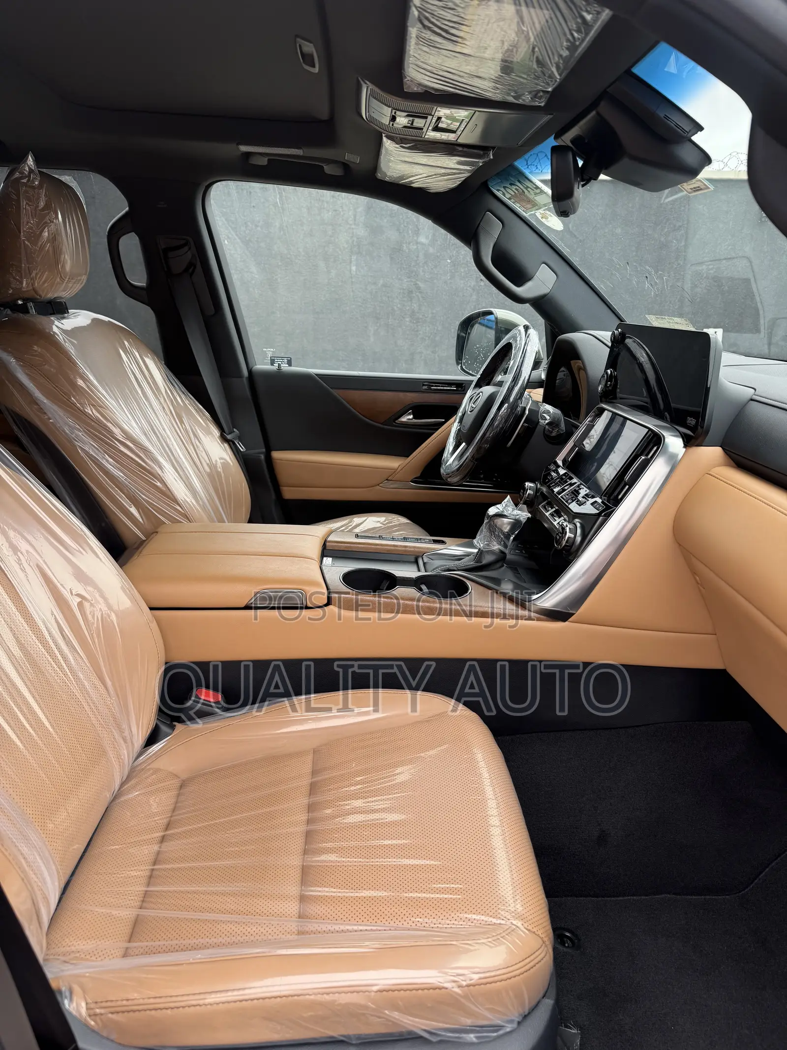 Lexus LX 600 2022 Green