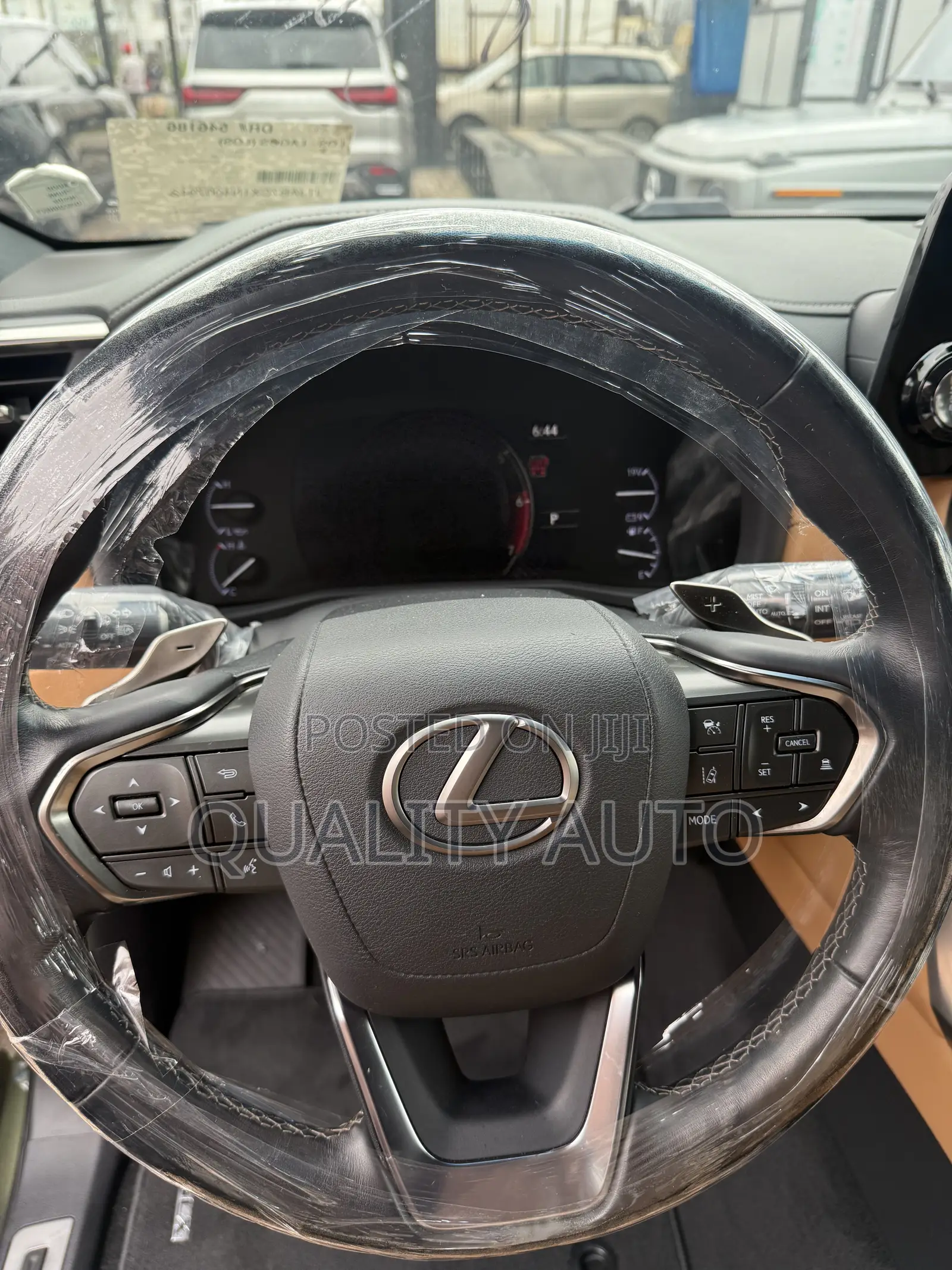 Lexus LX 600 2022 Green