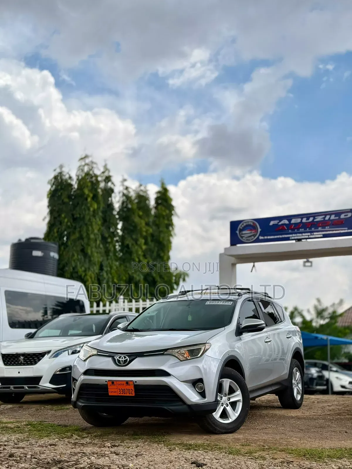 Toyota RAV4 XLE AWD (2.5L 4cyl 6A) 2016 Silver