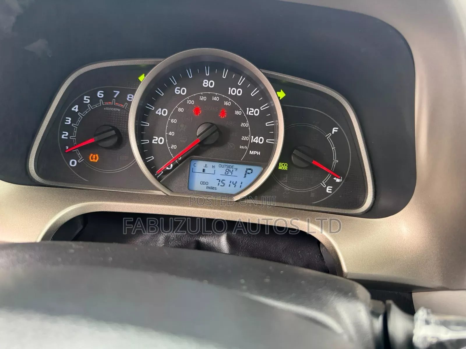Toyota RAV4 XLE AWD (2.5L 4cyl 6A) 2016 Silver