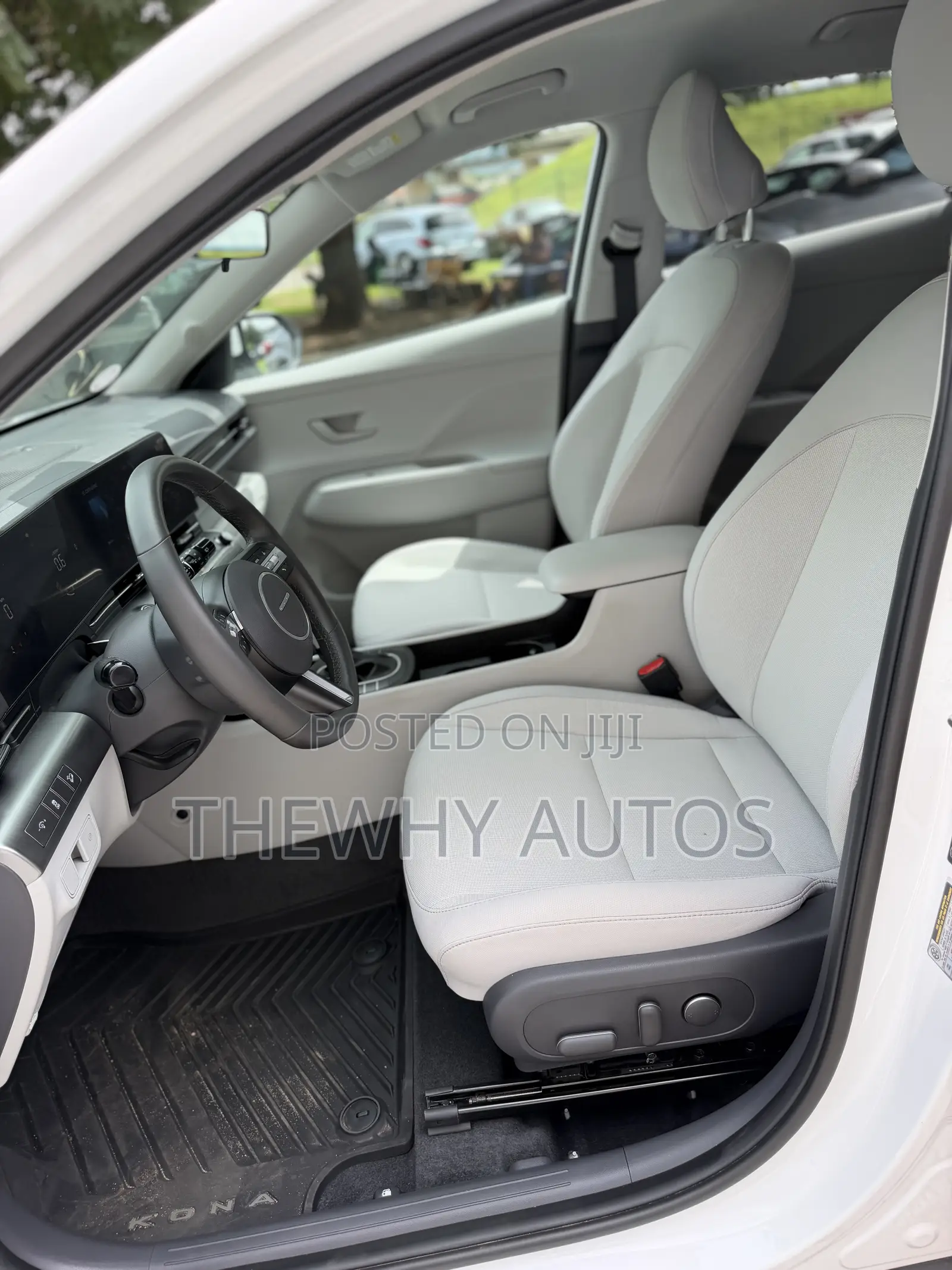 Hyundai Kona SE FWD 2025 White