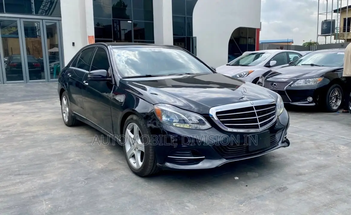 Mercedes-Benz E350 Base 4Matic Sedan AWD (3.5L 6cyl 7A) 2014 Black